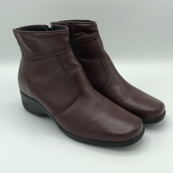 Martino Canada Burgundy Leather Booties Size 8 - Picture 2 of 14